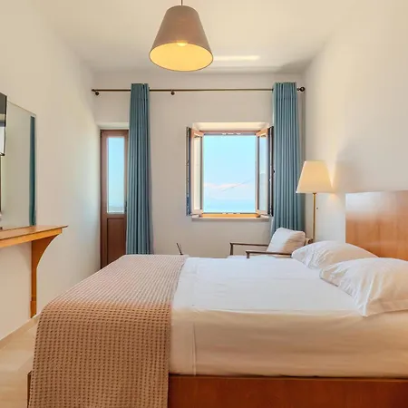 Annapolis 招待所 3*